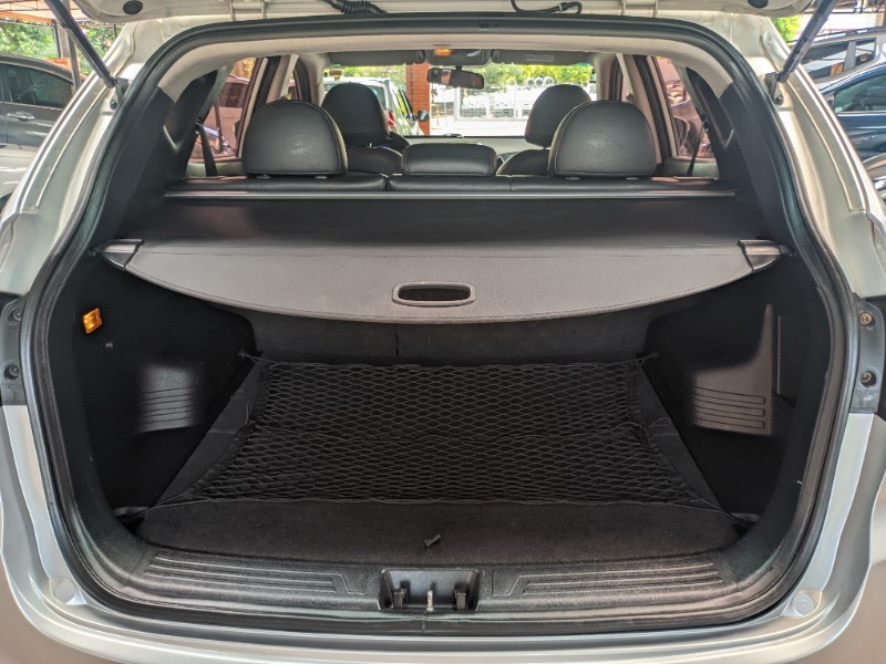 HYUNDAI IX35 2.0 MPI 4X2 16V FLEX 4P MANUAL 2011/2012 RICARDO VEÍCULOS TEUTÔNIA / Carros no Vale