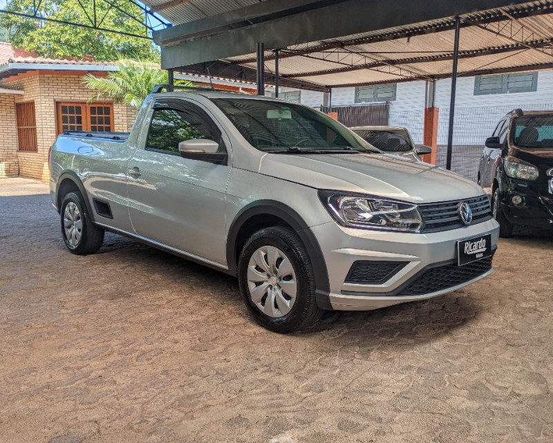 VOLKSWAGEN SAVEIRO TRENDLINE 1.6 T.FLEX 8V 2016/2017 RICARDO VEÍCULOS TEUTÔNIA / Carros no Vale
