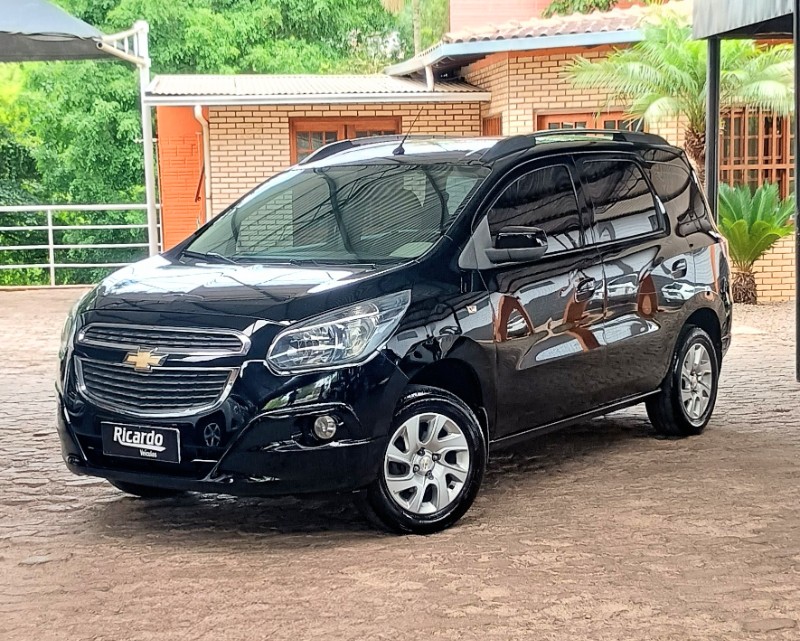 CHEVROLET SPIN 1.8 LTZ 2013/2014 RICARDO VEÍCULOS TEUTÔNIA / Carros no Vale