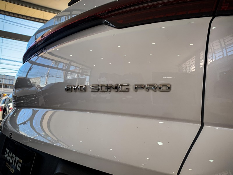 BYD SONG PRO 1.5 GS HÍBRIDO 2024/2025 DUARTE VEÍCULOS PORTO ALEGRE / Carros no Vale
