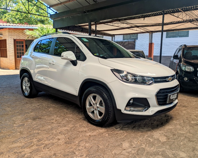 CHEVROLET TRACKER 1.4 16V TURBO LT 2017/2018 RICARDO VEÍCULOS TEUTÔNIA / Carros no Vale