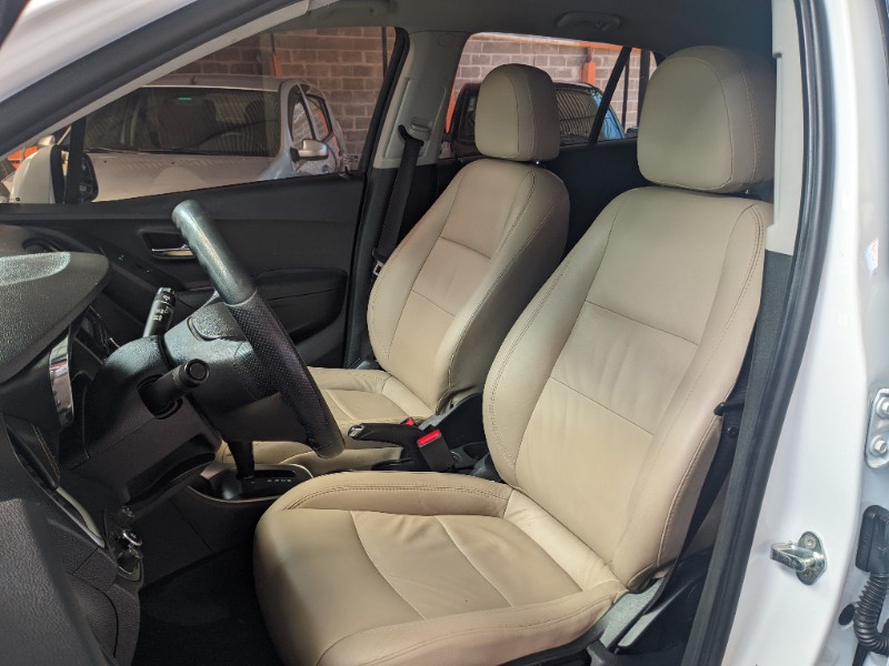 CHEVROLET TRACKER 1.4 16V TURBO LT 2017/2018 RICARDO VEÍCULOS TEUTÔNIA / Carros no Vale