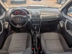 RENAULT SANDERO 1.0 EXPRESSION 16V 2014 2013/2014 RICARDO VEÍCULOS TEUTÔNIA / Carros no Vale