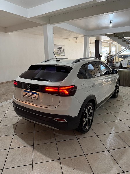 VOLKSWAGEN NIVUS 1.0 TSI HIGHLINE FLEX 4P AUTOMÁTICO 2022/2022 BOSCO AUTOMÓVEIS GUAPORÉ / Carros no Vale