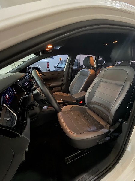 VOLKSWAGEN NIVUS 1.0 TSI HIGHLINE FLEX 4P AUTOMÁTICO 2022/2022 BOSCO AUTOMÓVEIS GUAPORÉ / Carros no Vale