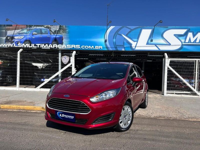 FORD FIESTA 1.5 16V FLEX MEC. 5P 2015/2015 LS MULTIMARCAS VENÂNCIO AIRES / Carros no Vale