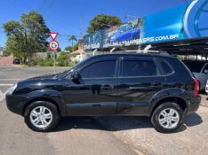 HYUNDAI TUCSON 2.0 16V AUT. 2007/2007 LS MULTIMARCAS VENÂNCIO AIRES / Carros no Vale