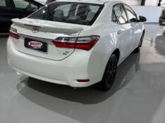 TOYOTA CORALLA XEI 2.0 2018/2018 NEURI VEÍCULOS LAJEADO / Carros no Vale