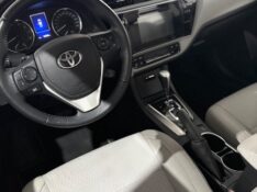 TOYOTA CORALLA XEI 2.0 2018/2018 NEURI VEÍCULOS LAJEADO / Carros no Vale