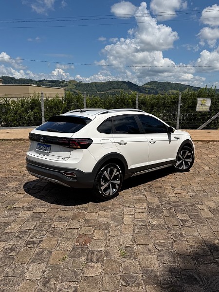 VOLKSWAGEN NIVUS 1.0 TSI HIGHLINE FLEX 4P AUTOMÁTICO 2022/2022 BOSCO AUTOMÓVEIS GUAPORÉ / Carros no Vale VOLKSWAGEN NIVUS 1.0 TSI HIGHLINE FLEX 4P AUTOMÁTICO 2022/2022 BOSCO AUTOMÓVEIS GUAPORÉ / Carros no Vale