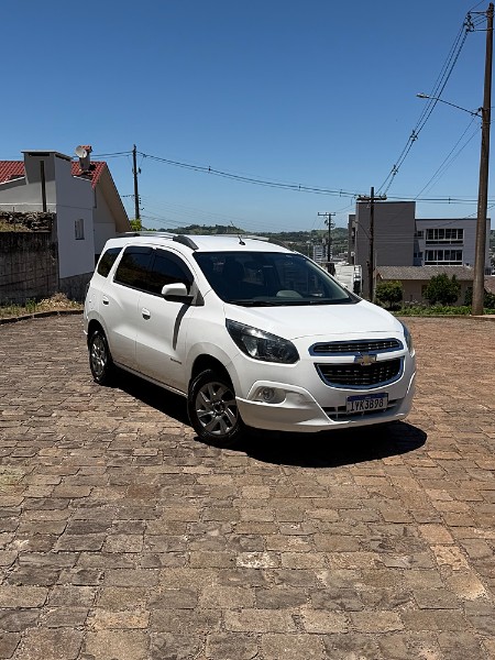 CHEVROLET SPIN 1.8 ADVANTAGE 8V FLEX 4P AUTOMÁTICO 2018/2018 BOSCO AUTOMÓVEIS GUAPORÉ / Carros no Vale