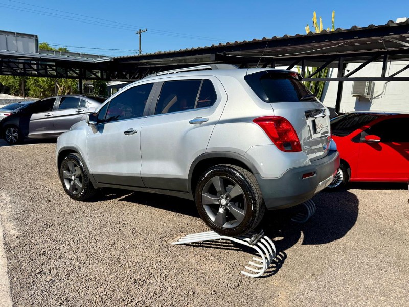 CHEVROLET TRACKER 1.8 LTZ /2014 AR MULTIMARCAS VENÂNCIO AIRES / Carros no Vale