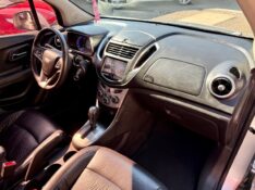 CHEVROLET TRACKER 1.8 LTZ /2014 AR MULTIMARCAS VENÂNCIO AIRES / Carros no Vale