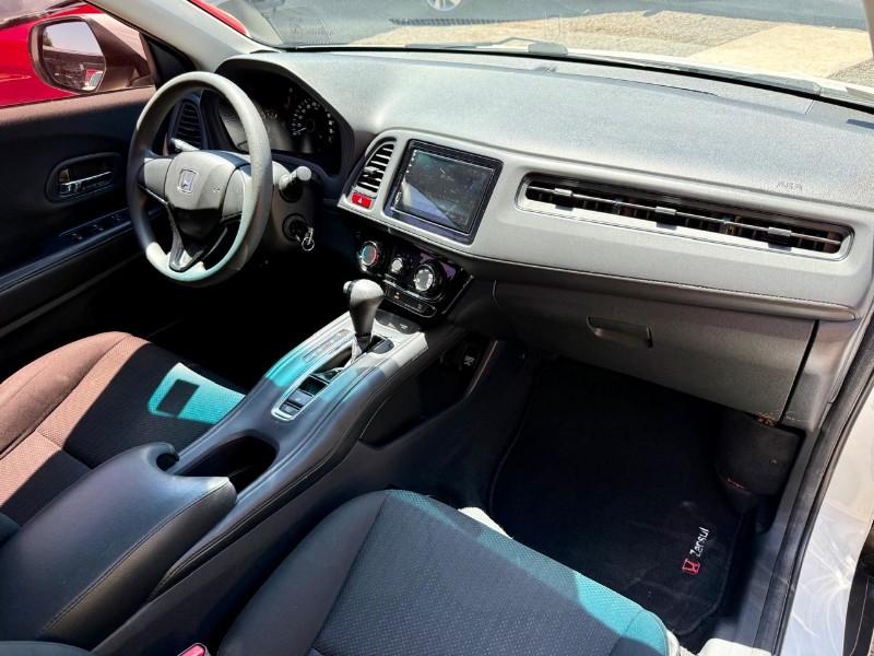 HONDA HR-V 1.8 LX 16V /2016 AR MULTIMARCAS VENÂNCIO AIRES / Carros no Vale