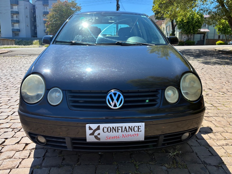 VOLKSWAGEN POLO HATCH 1.6 2003/2003 COMPLETO VEÍCULOS GUAPORÉ / Carros no Vale