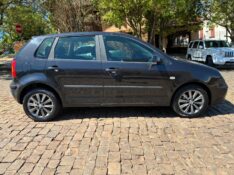 VOLKSWAGEN POLO HATCH 1.6 2003/2003 COMPLETO VEÍCULOS GUAPORÉ / Carros no Vale