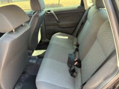 VOLKSWAGEN POLO HATCH 1.6 2003/2003 COMPLETO VEÍCULOS GUAPORÉ / Carros no Vale