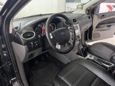 FORD FOCUS 1.6 HATCH FLEX 2012/2012 TIAGO AUTOMÓVEIS VENÂNCIO AIRES / Carros no Vale