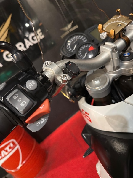 BMW MOTOS F 800 GS /2012 EXCLUSIVO VEÍCULOS SANTA CRUZ DO SUL / Carros no Vale