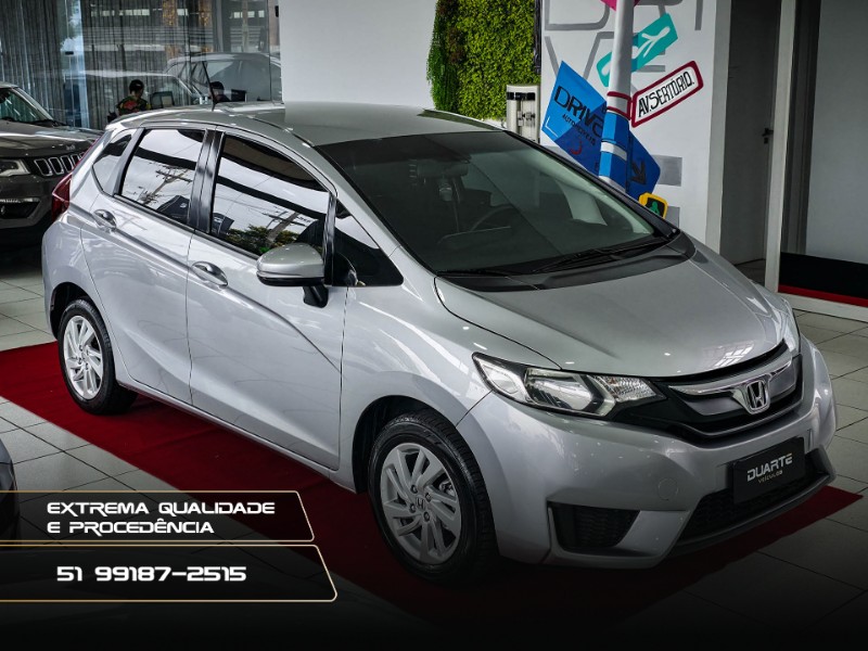 HONDA FIT 1.5 LX 16V FLEX 4P AUTOMÁTICO 2016/2017 DUARTE VEÍCULOS PORTO ALEGRE / Carros no Vale