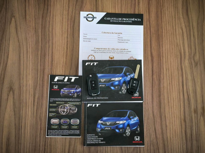 HONDA FIT 1.5 LX 16V FLEX 4P AUTOMÁTICO 2016/2017 DUARTE VEÍCULOS PORTO ALEGRE / Carros no Vale