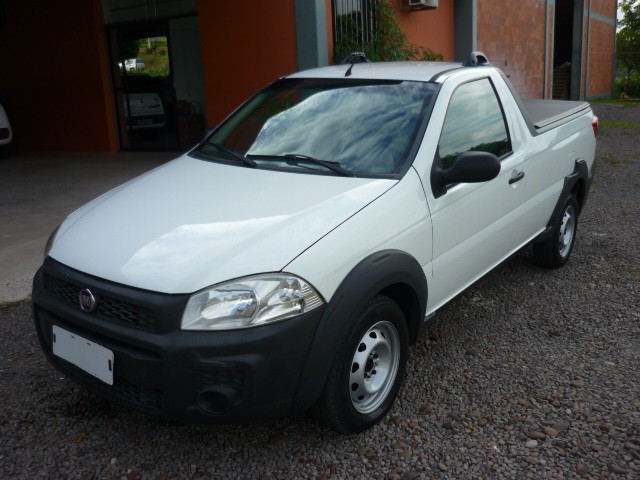 FIAT STRADA 1.4 MPI WORKING CS 8V CELEBRATION 2016/2016 PREMIUM AUTOMÓVEIS ARROIO DO MEIO / Carros no Vale