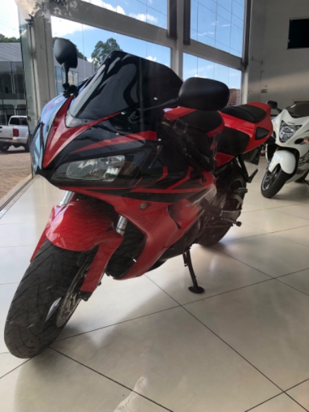 HONDA MOTOS CBR 1000 RR FIRE BLADE 2006/2006 JASER MOTOS LAJEADO / Carros no Vale