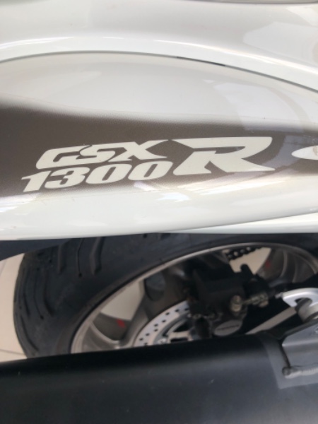 SUZUKI MOTOS GSX 1300 R HAYABUSA 2013/2013 JASER MOTOS LAJEADO / Carros no Vale