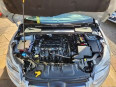 FORD FOCUS HATCH SE 1.6 16V 2013/2014 TS VEÍCULOS ANTA GORDA / Carros no Vale