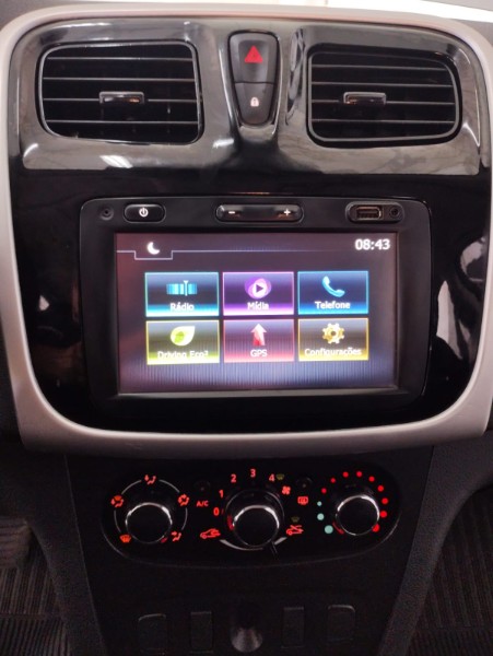 RENAULT SANDERO 1.6 EXPRESSION 8V 2016/2016 TIAGO AUTOMÓVEIS VENÂNCIO AIRES / Carros no Vale