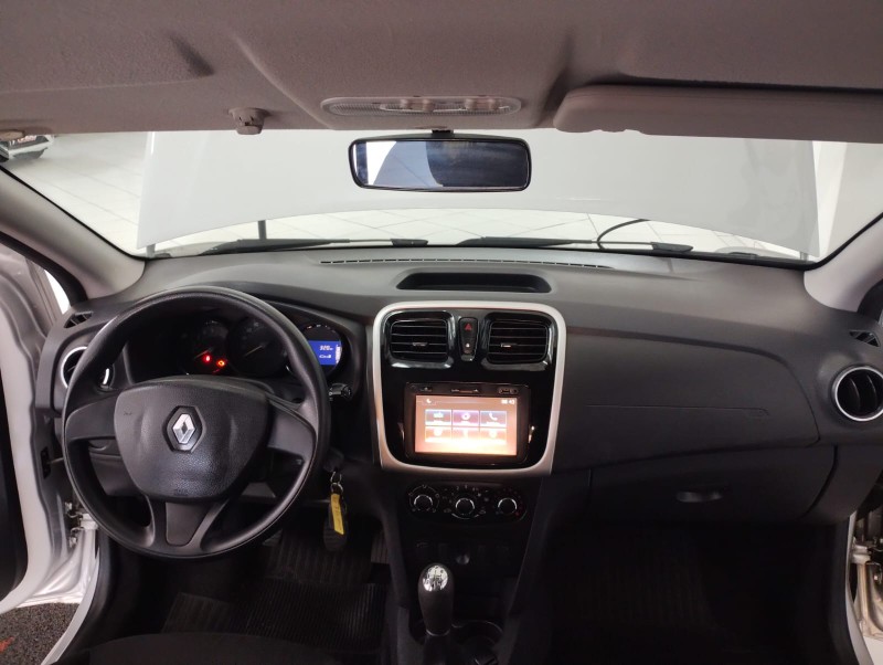RENAULT SANDERO 1.6 EXPRESSION 8V 2016/2016 TIAGO AUTOMÓVEIS VENÂNCIO AIRES / Carros no Vale