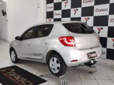 RENAULT SANDERO 1.6 EXPRESSION 8V 2016/2016 TIAGO AUTOMÓVEIS VENÂNCIO AIRES / Carros no Vale