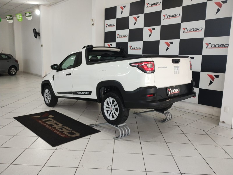 FIAT STRADA ENDURANCE 1.4 FLEX 8V CD 2022/2022 TIAGO AUTOMÓVEIS VENÂNCIO AIRES / Carros no Vale