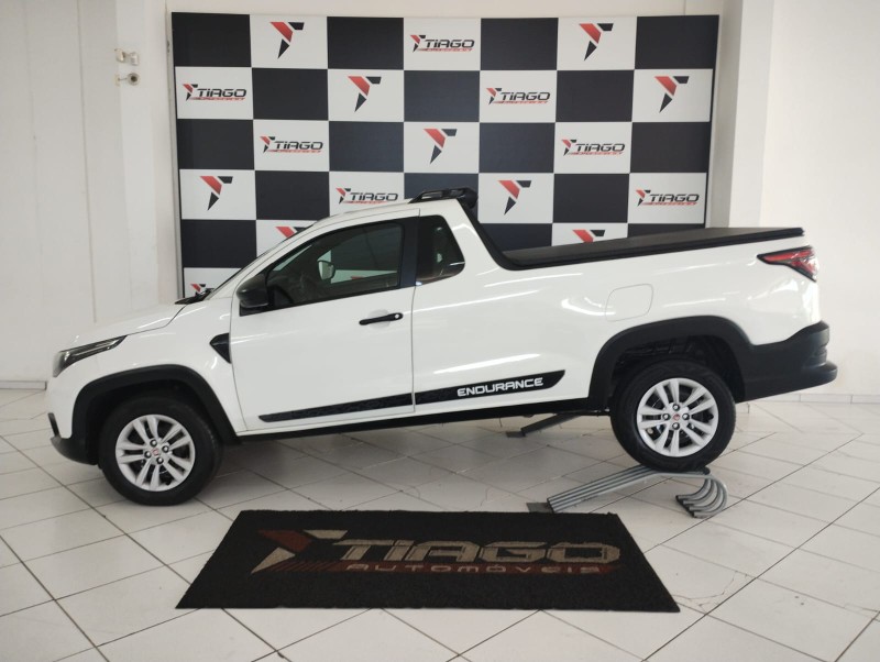 FIAT STRADA ENDURANCE 1.4 FLEX 8V CD 2022/2022 TIAGO AUTOMÓVEIS VENÂNCIO AIRES / Carros no Vale