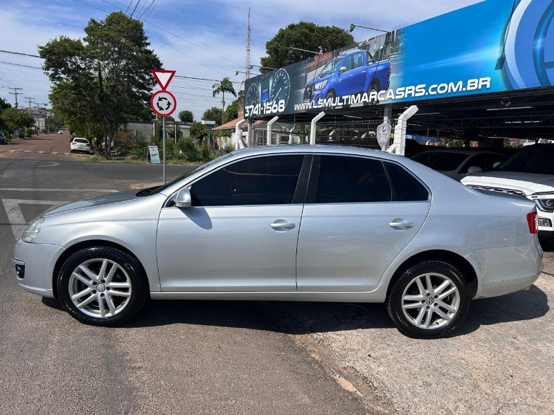 VOLKSWAGEN JETTA 2.5 20V 150/170CV TIPTRONIC 2009/2009 LS MULTIMARCAS VENÂNCIO AIRES / Carros no Vale