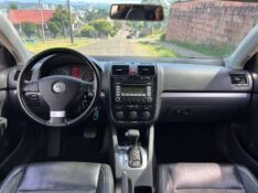 VOLKSWAGEN JETTA 2.5 20V 150/170CV TIPTRONIC 2009/2009 LS MULTIMARCAS VENÂNCIO AIRES / Carros no Vale
