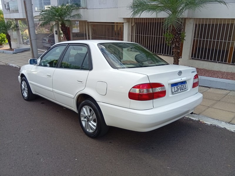 TOYOTA COROLLA 1.8 XEI 16V FLEX 4P MANUAL 1999/2000 ALTERNATIVA VEÍCULOS LAJEADO / Carros no Vale
