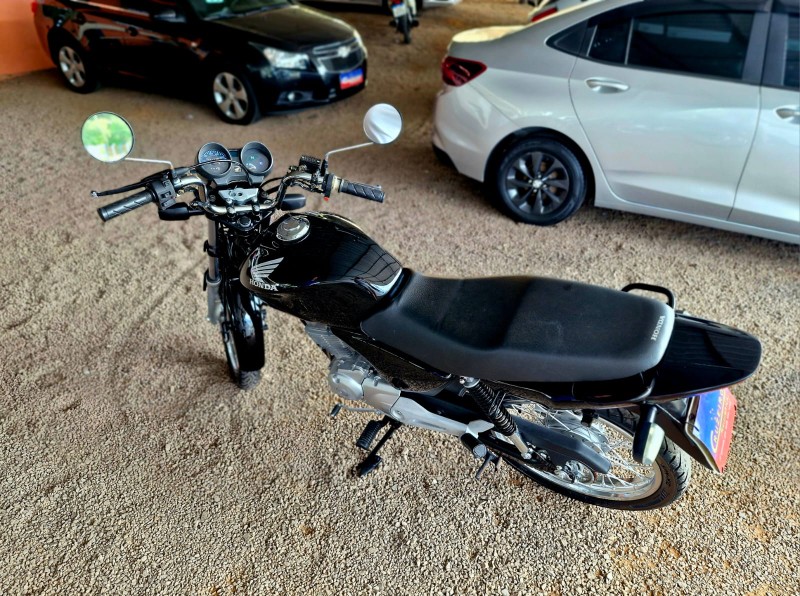 HONDA MOTOS CG 150 TITAN ESD 2005/2006 CRUZEIRO MULTIMARCAS CRUZEIRO DO SUL / Carros no Vale