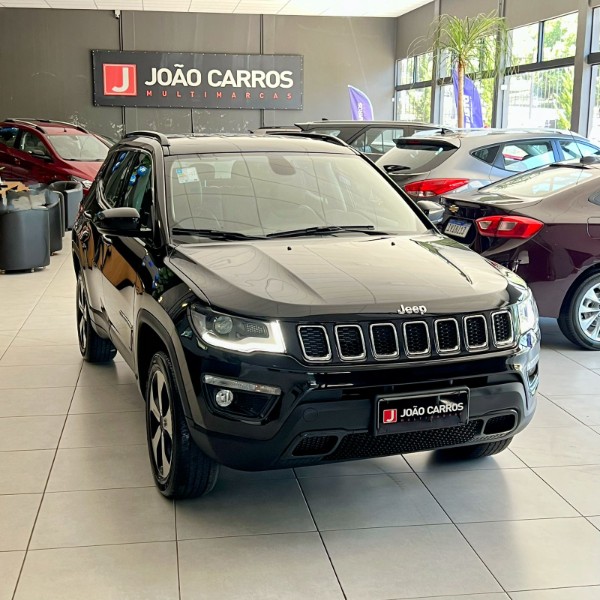 JEEP COMPASS LONGITUDE 2.0 4X4 DIES 16V 2018/2018 JOÃO CARROS MULTIMARCAS GUAPORÉ / Carros no Vale JEEP COMPASS LONGITUDE 2.0 4X4 DIES 16V 2018/2018 JOÃO CARROS MULTIMARCAS GUAPORÉ / Carros no Vale