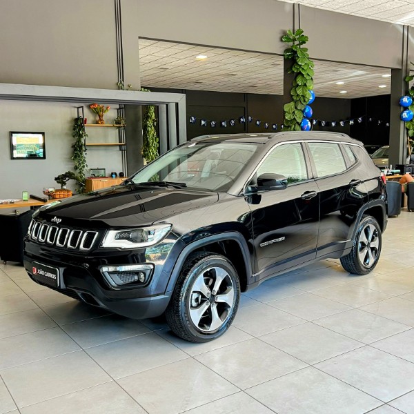 JEEP COMPASS LONGITUDE 2.0 4X4 DIES 16V 2018/2018 JOÃO CARROS MULTIMARCAS GUAPORÉ / Carros no Vale JEEP COMPASS LONGITUDE 2.0 4X4 DIES 16V 2018/2018 JOÃO CARROS MULTIMARCAS GUAPORÉ / Carros no Vale