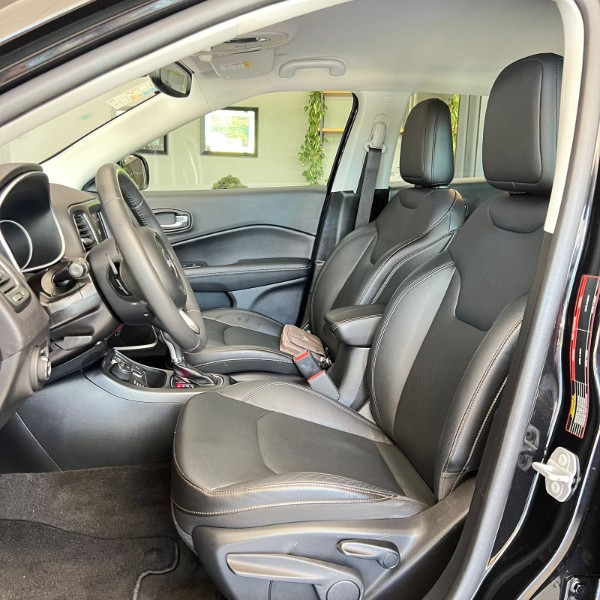 JEEP COMPASS LONGITUDE 2.0 4X4 DIES 16V 2018/2018 JOÃO CARROS MULTIMARCAS GUAPORÉ / Carros no Vale JEEP COMPASS LONGITUDE 2.0 4X4 DIES 16V 2018/2018 JOÃO CARROS MULTIMARCAS GUAPORÉ / Carros no Vale