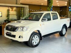 TOYOTA HILUX CD SR D4-D 4X4 3.0 TDI DIES AUT. 2015/2015 JOÃO CARROS MULTIMARCAS GUAPORÉ / Carros no Vale