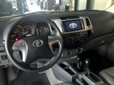 TOYOTA HILUX CD SR D4-D 4X4 3.0 TDI DIES AUT. 2015/2015 JOÃO CARROS MULTIMARCAS GUAPORÉ / Carros no Vale