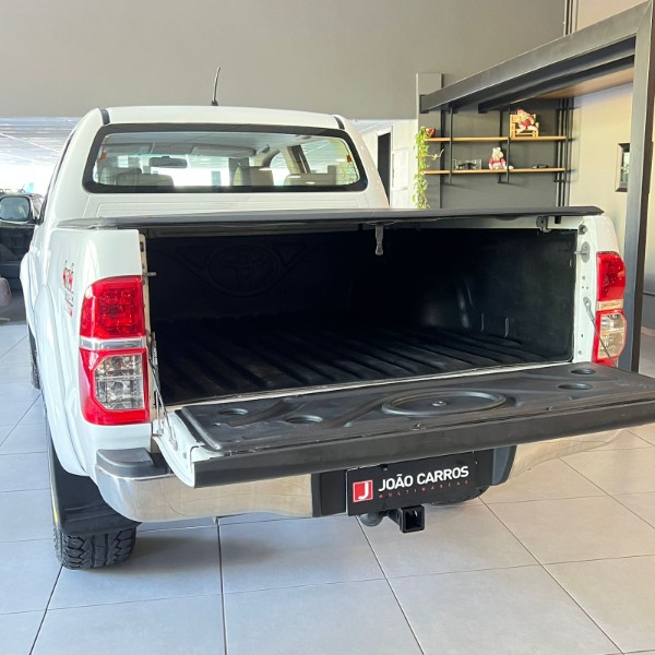 TOYOTA HILUX CD SR D4-D 4X4 3.0 TDI DIES AUT. 2015/2015 JOÃO CARROS MULTIMARCAS GUAPORÉ / Carros no Vale