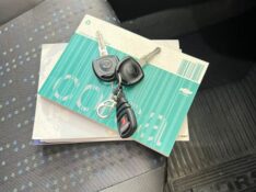 CHEVROLET CORSA 1.4 MAXX 8V 2010/2010 JOÃO CARROS MULTIMARCAS GUAPORÉ / Carros no Vale