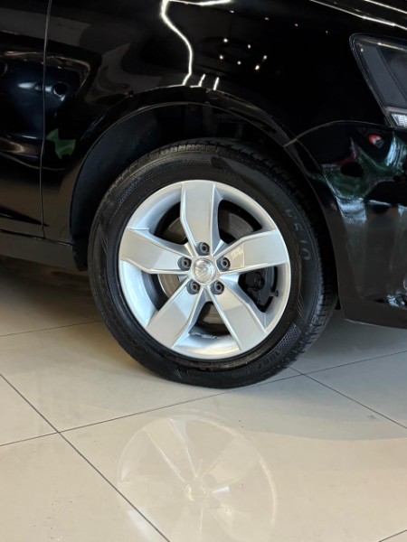 VOLKSWAGEN SPACEFOX 1.6 8V TREND TOTALFLEX 2018/2018 JM AUTOMÓVEIS VENÂNCIO AIRES / Carros no Vale