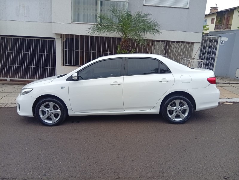 TOYOTA COROLLA 2.0 XEI 16V FLEX 4P AUTOMÁTICO 2012/2013 ALTERNATIVA VEÍCULOS LAJEADO / Carros no Vale
