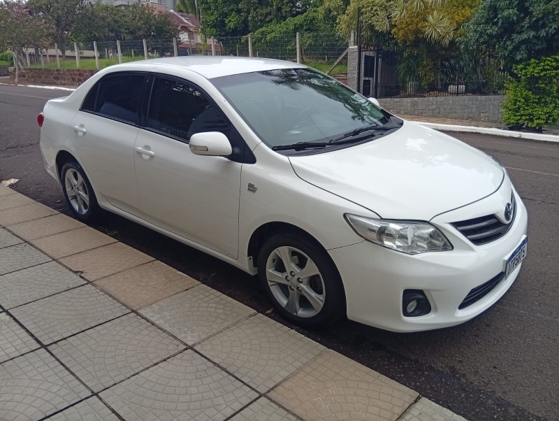 TOYOTA COROLLA 2.0 XEI 16V FLEX 4P AUTOMÁTICO 2012/2013 ALTERNATIVA VEÍCULOS LAJEADO / Carros no Vale