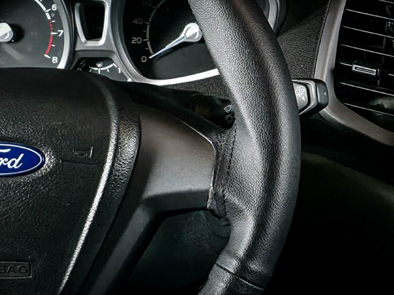 FORD ECOSPORT 1.6 SE 16V FLEX 4P MANUAL 2014/2014 DUARTE VEÍCULOS PORTO ALEGRE / Carros no Vale FORD ECOSPORT 1.6 SE 16V FLEX 4P MANUAL 2014/2014 DUARTE VEÍCULOS PORTO ALEGRE / Carros no Vale