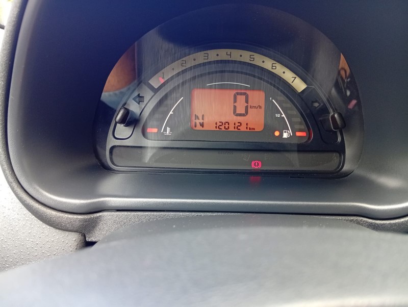 CITROEN C3 1.6 EXCLUSIVE 16V 2009/2010 ALTERNATIVA VEÍCULOS LAJEADO / Carros no Vale